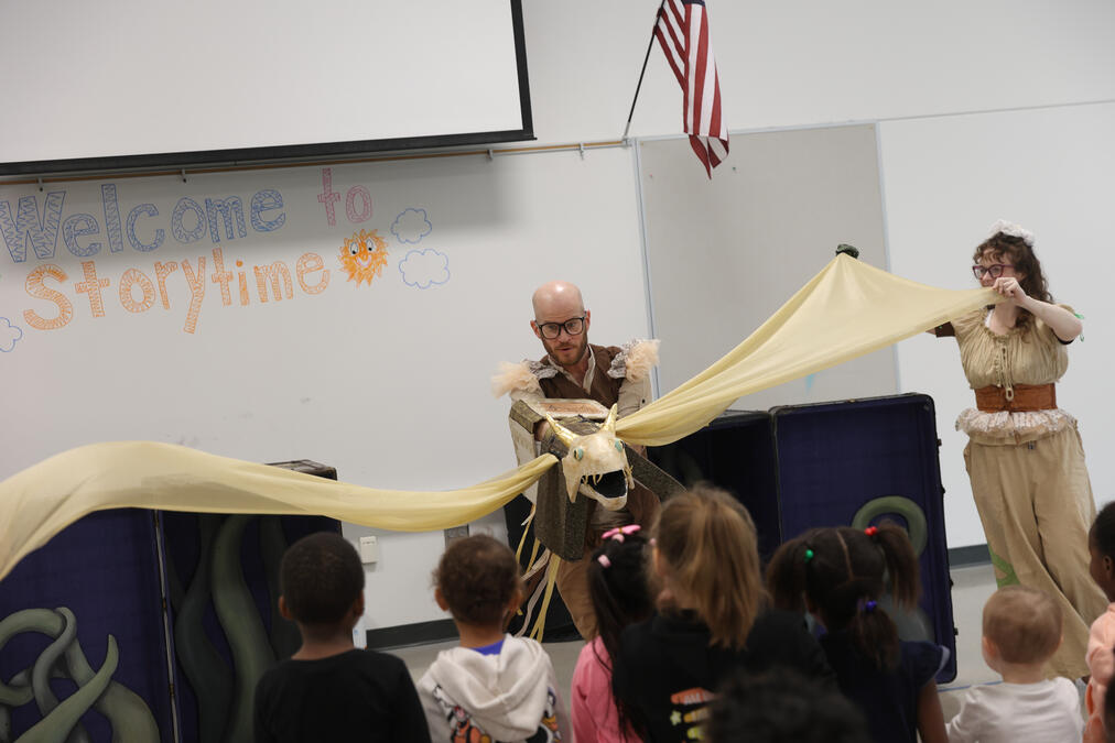 Dragon's flight, "Bookworms"